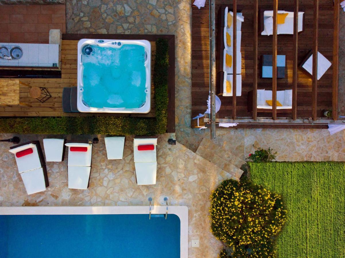 Villa Maha - Pool And Jacuzzi, Included Breakfast Korčula Buitenkant foto